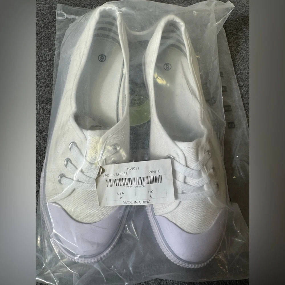 unbranded classic white